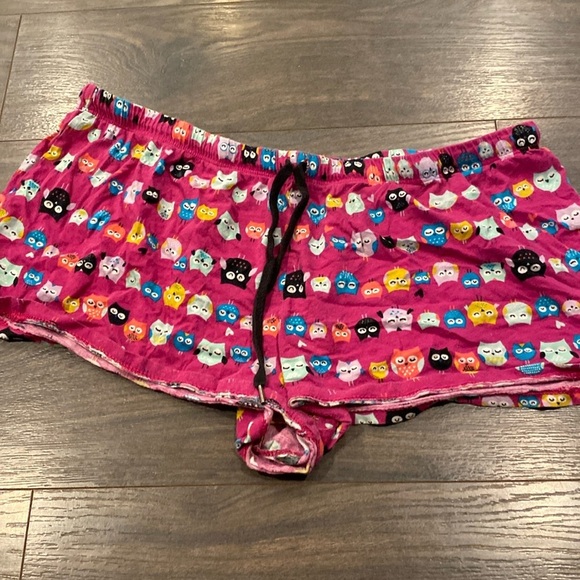 Secret Treasures Other - Secret treasures owl pajama shorts size large GC 8:8